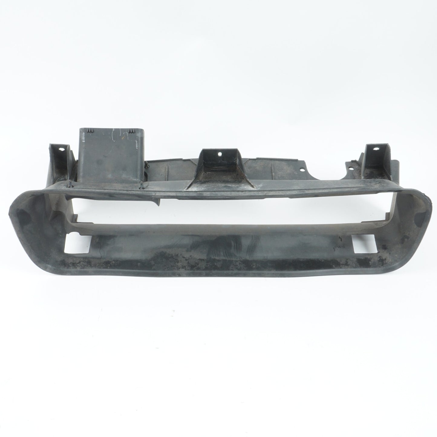 2006-2013 VOLVO C70 Radiator Air Duct Assy 30678470 OEM