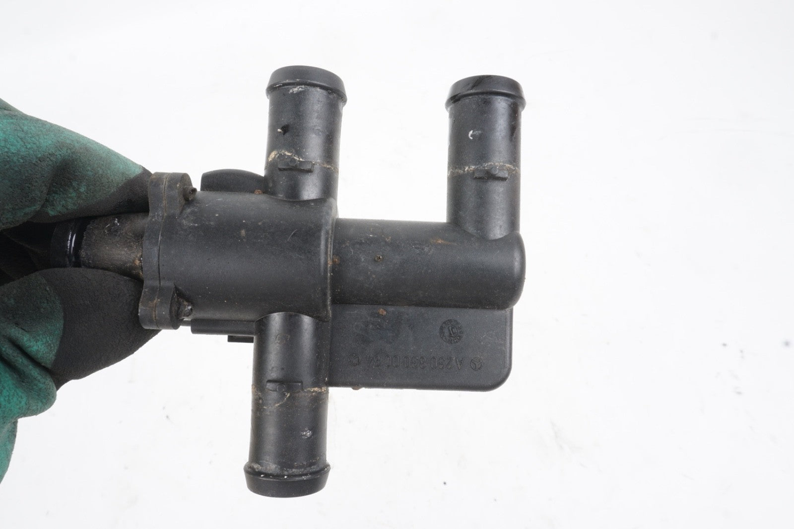 03-12 MERCEDES R230 SL-CLASS HEATER CONTROL VALVE 2308300084 OEM