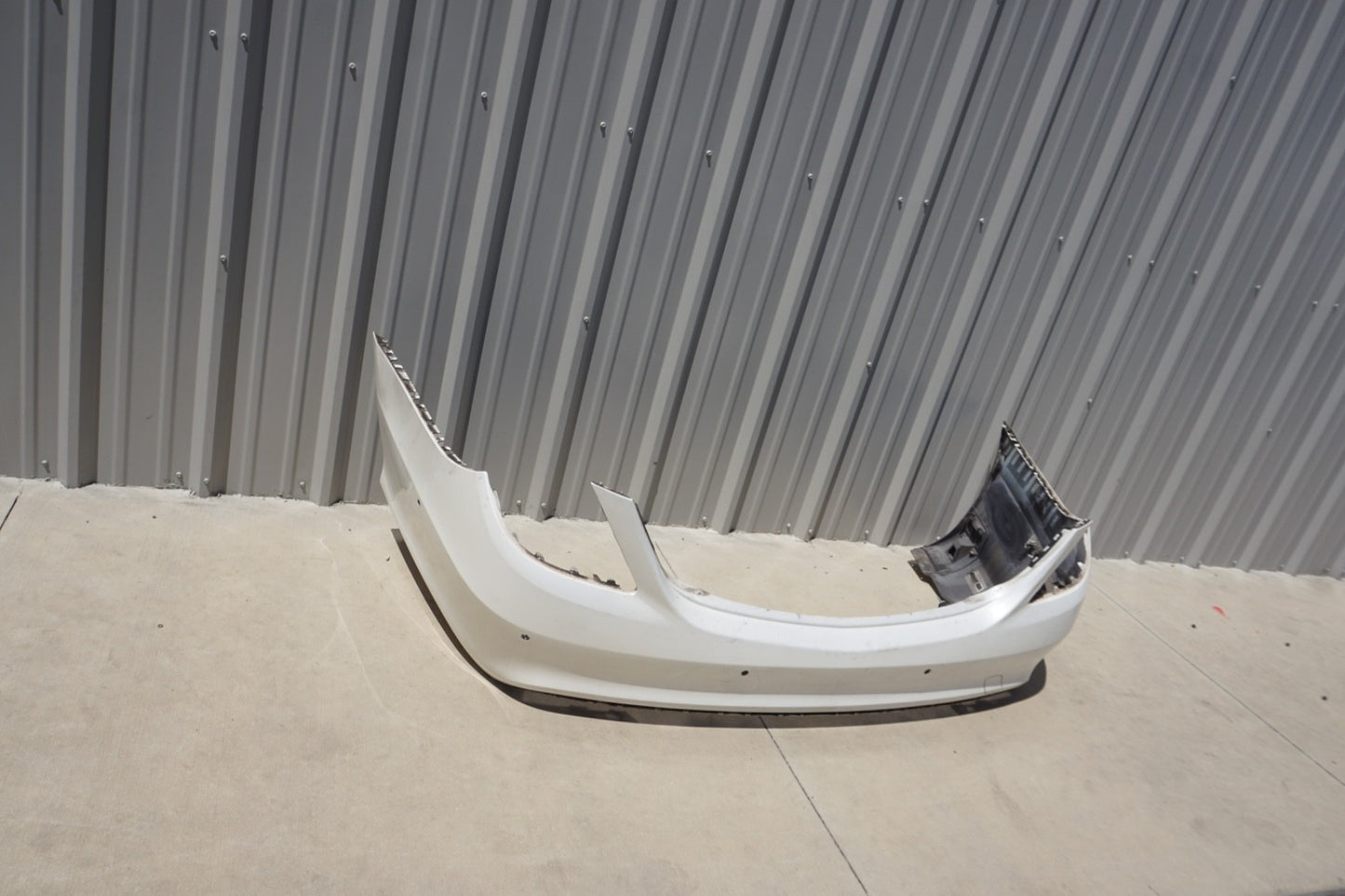 14-17 Mercedes W222 S550 S600 AMG Sport Rear Bumper Cover Diamond White OEM