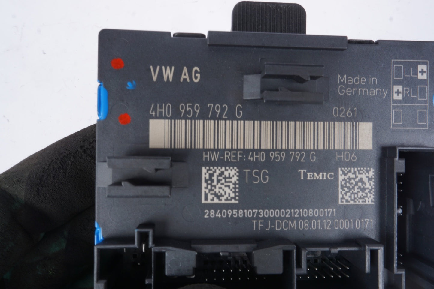 11-17 AUDI A8L FRONT RIGHT PASSENGER SIDE DOOR CONTROL MODULE OEM