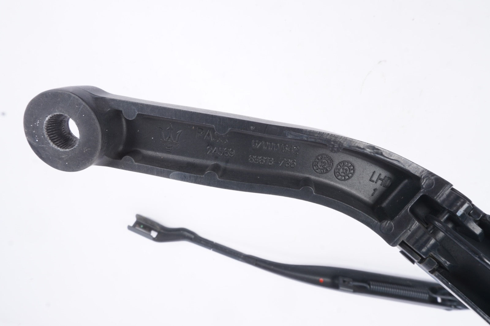 14-19 MASERATI GHIBLI M157 SET OF 2 FRONT LEFT RIGHT WINDSHIELD WIPER ARM OEM