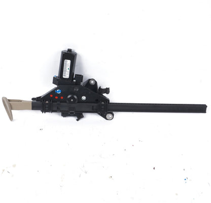 10-17 Mercede W207 E350 E550 E400 Convertible Left Seat Belt Feeder Motor 27k