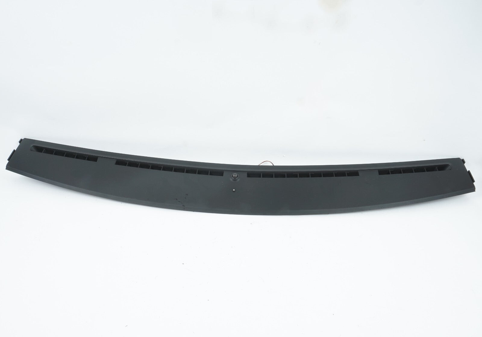 2014 - 2017 MASERATI QUATTROPORTE DASH WINDSHIELD DEFROSTER COVER TRIM OEM