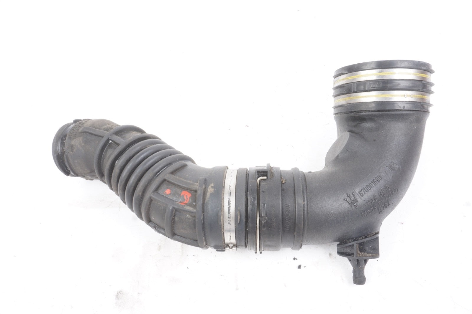 2014 - 2017 Maserati Ghibli Right Air Intake Inlet Resonator Sleeve Hose Tube