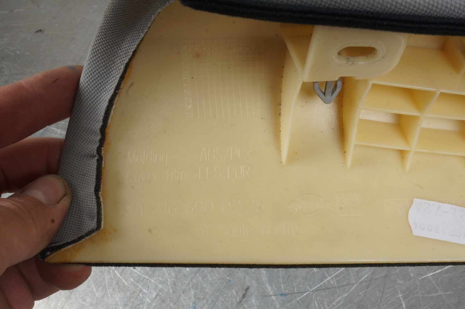 07-14 Mercedes W216 CL550 A-Pillar Trim Front Right Side Gray 2166900225 OEM