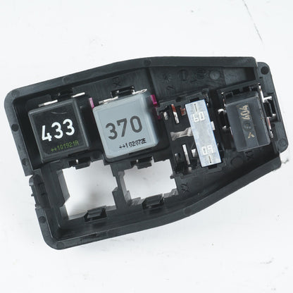 10 - 16 PORSCHE PANAMERA FUSE RELAY BOX  OEM