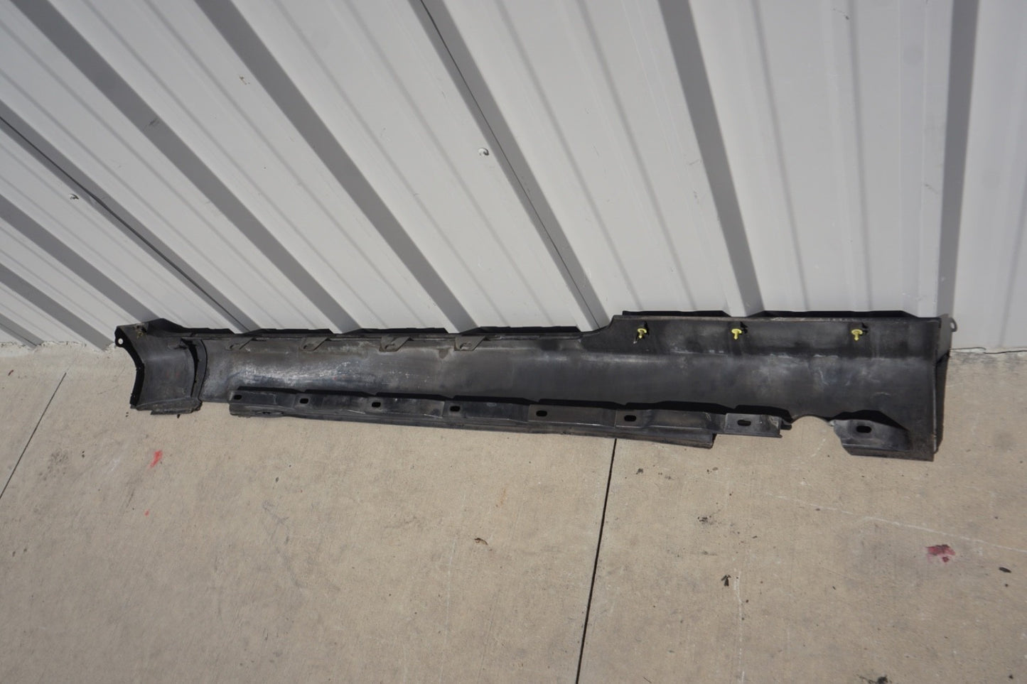 06-13 Volvo C70 2dr Conv Right Passenger Side Rocker Panel Skirt Molding