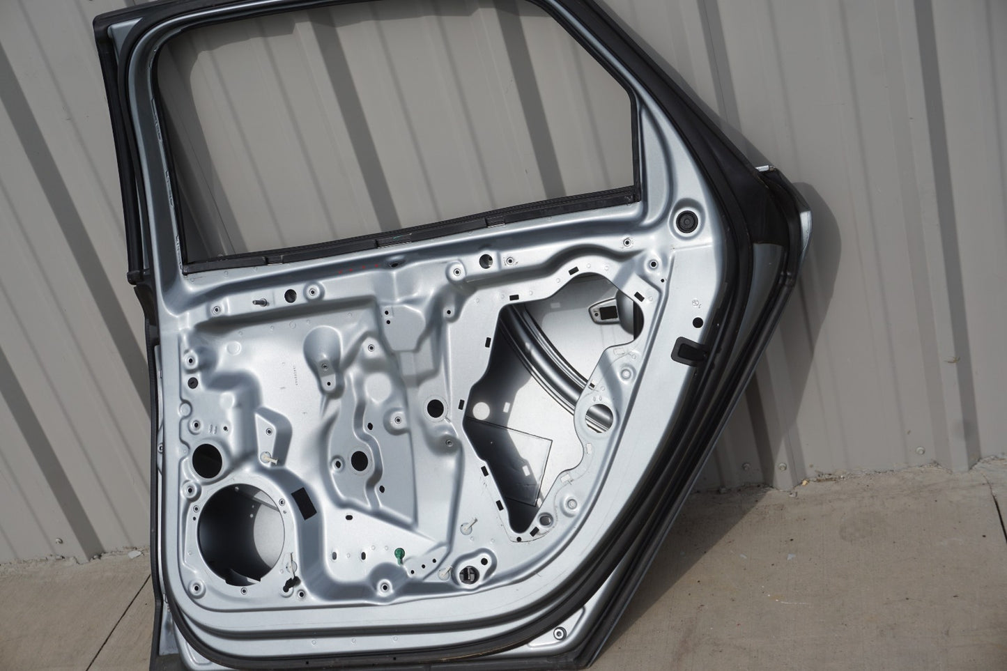 2011 - 2018 Audi A8l Rear Right Passenger Side Door Shell OEM *Long Base*