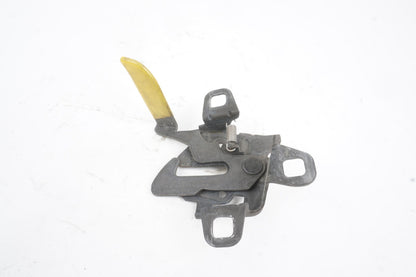 2014 - 2020 Maserati Ghibli Front Center Bonnet Hood Lock Latch Actuator OEM