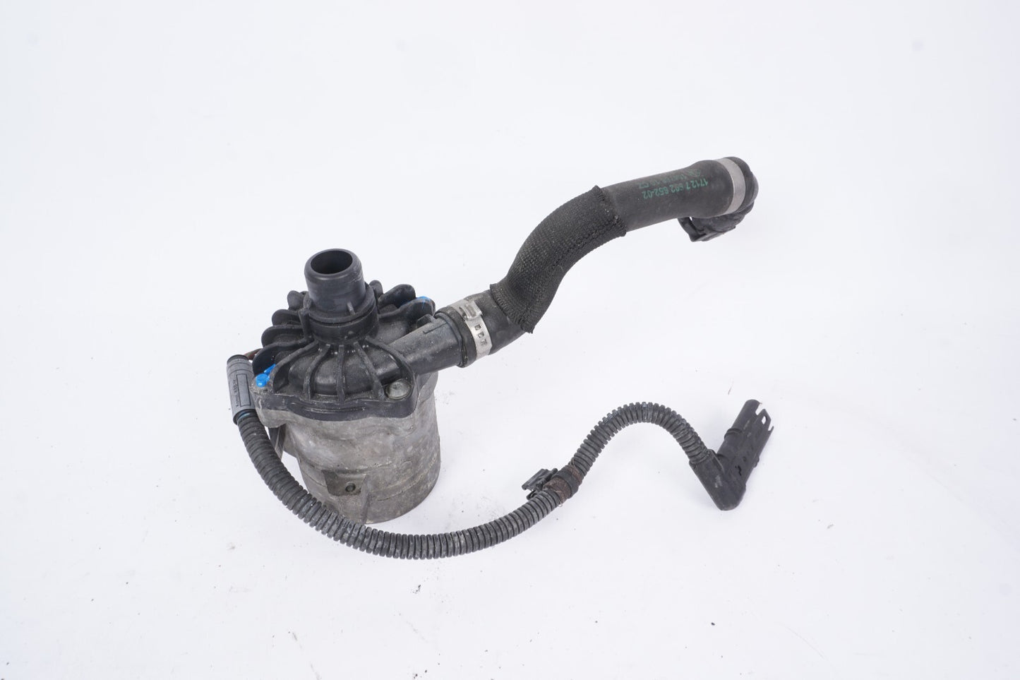 2012 - 2016 BMW 650i 550i 750i 4.4l Water Auxiliary Coolant Pump OEM