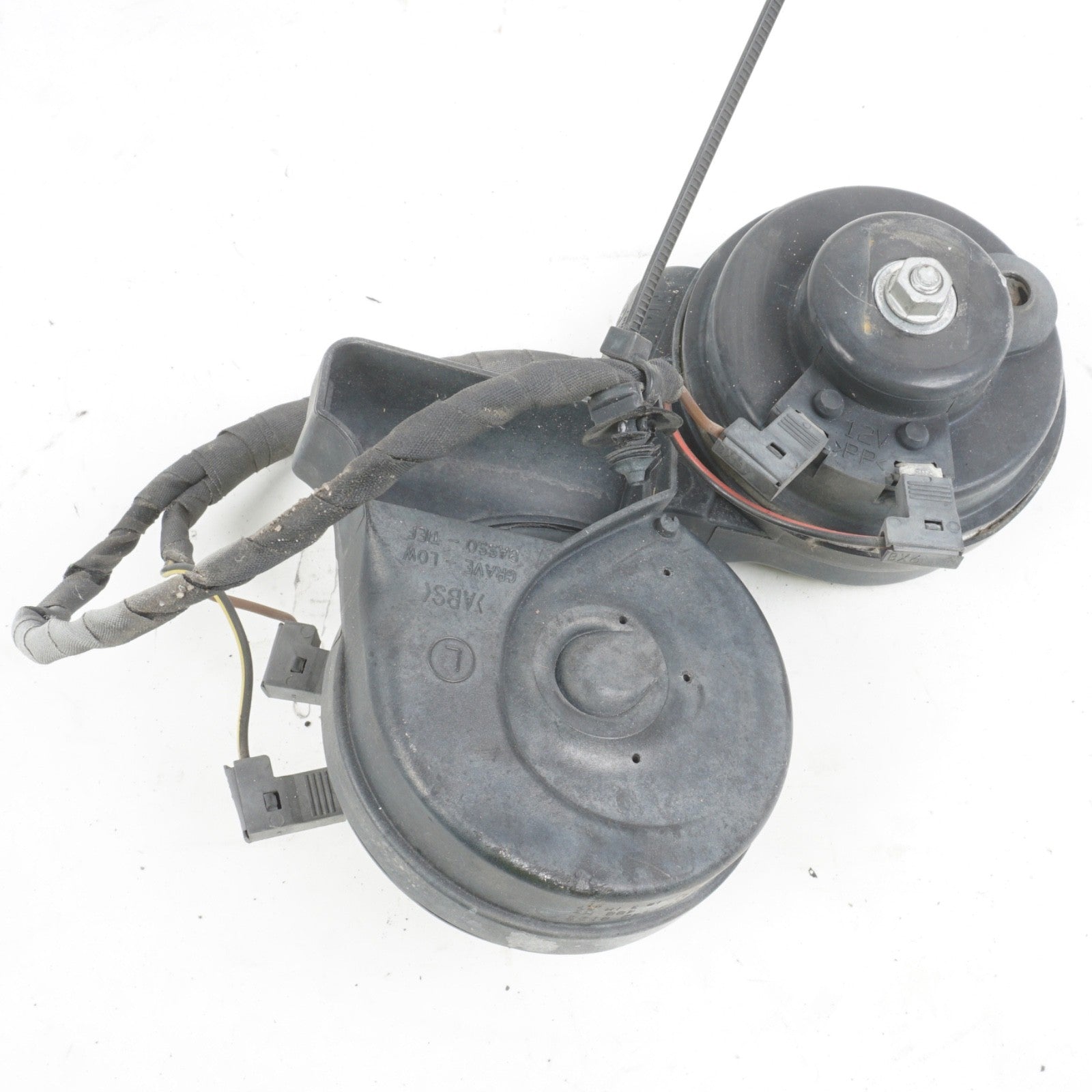 2003 - 2006 Mercedes R230 SL500 SL600 Left Right Side High Tone Horn Pitch Oem