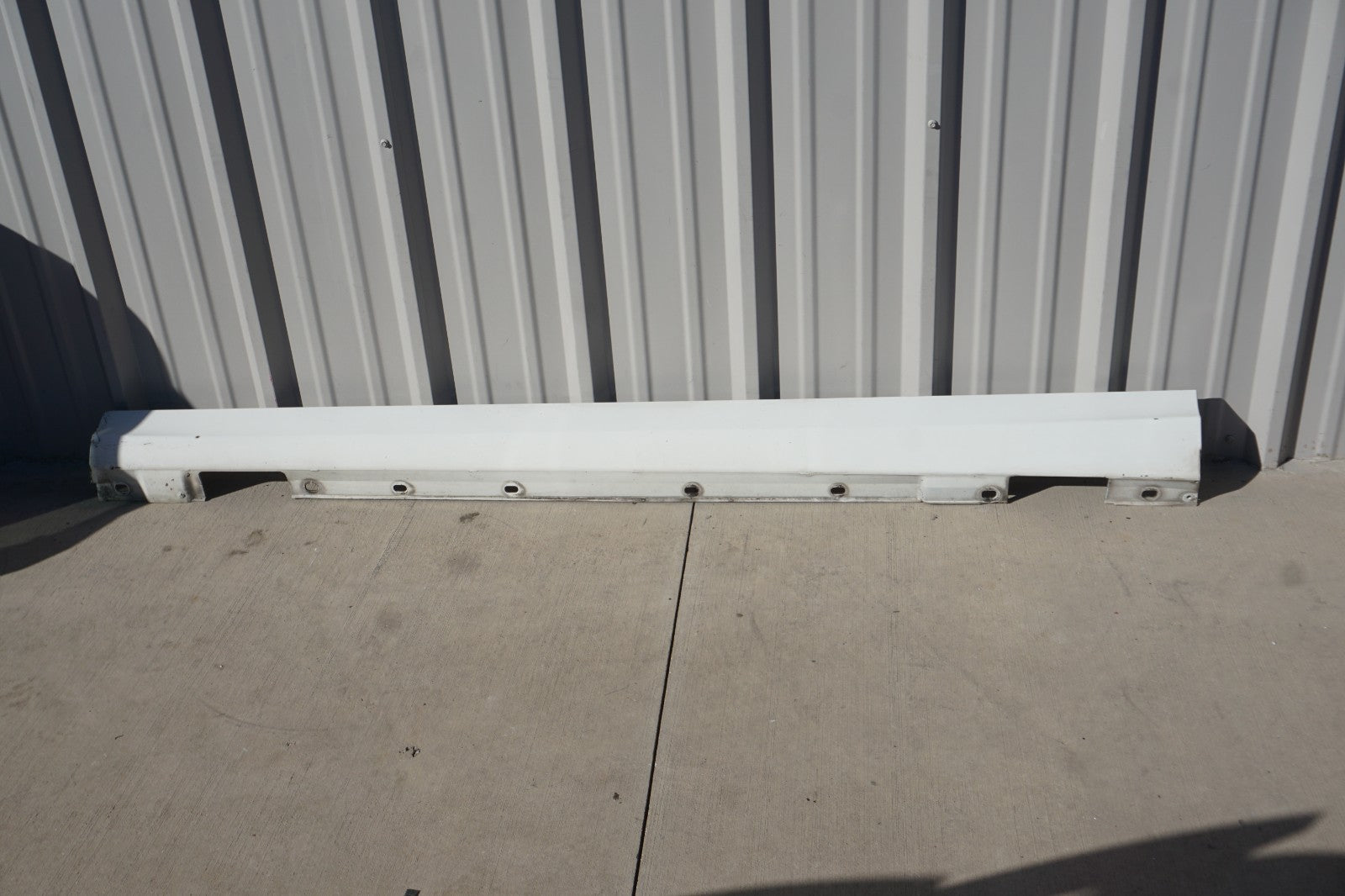 08-14 Mercedes-Benz C300 Left Driver Side Rocker Panel Skirt Molding OEM