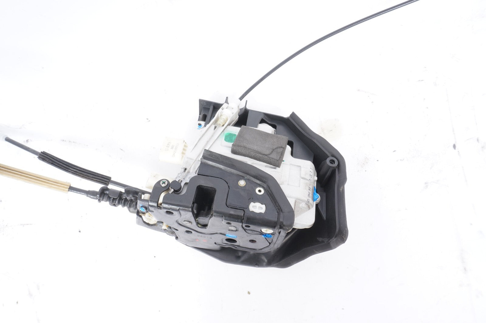 2011 - 2017 Audi A8L A8 Door Lock Actuator Front Right Passenger Side OEM