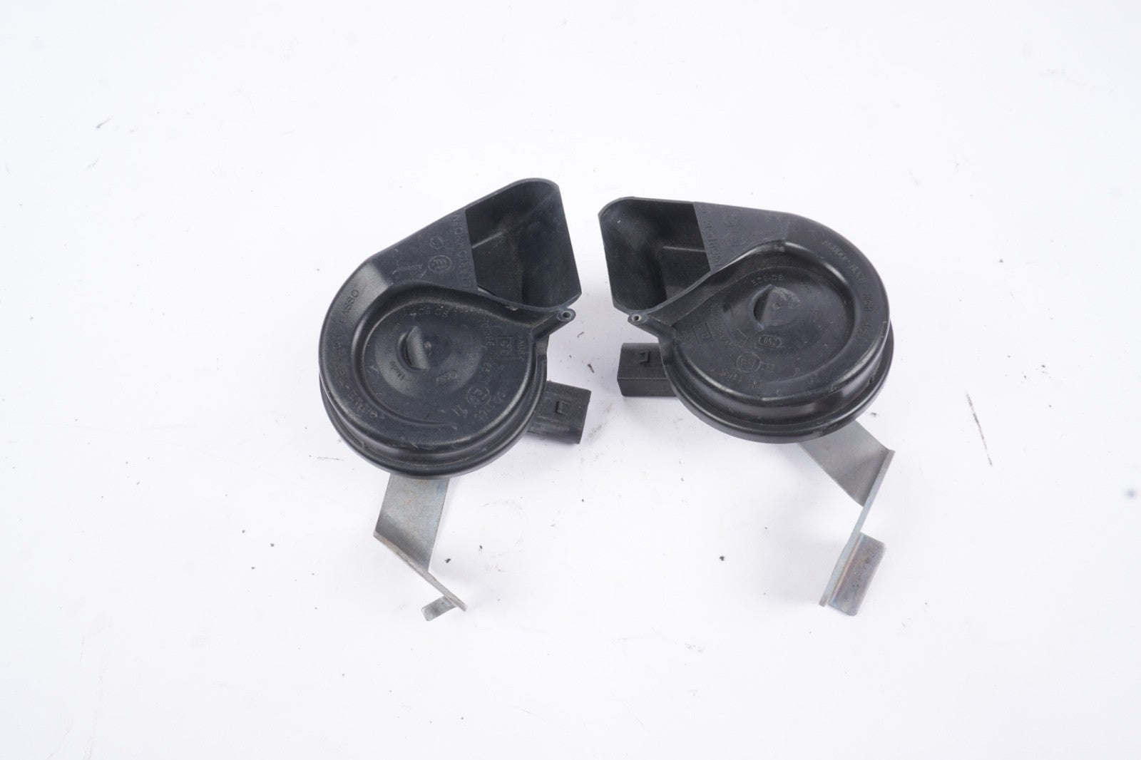 2010 - 2013 Mercedes W221 S550 Left & Right Horn Speaker Set of 2 OEM