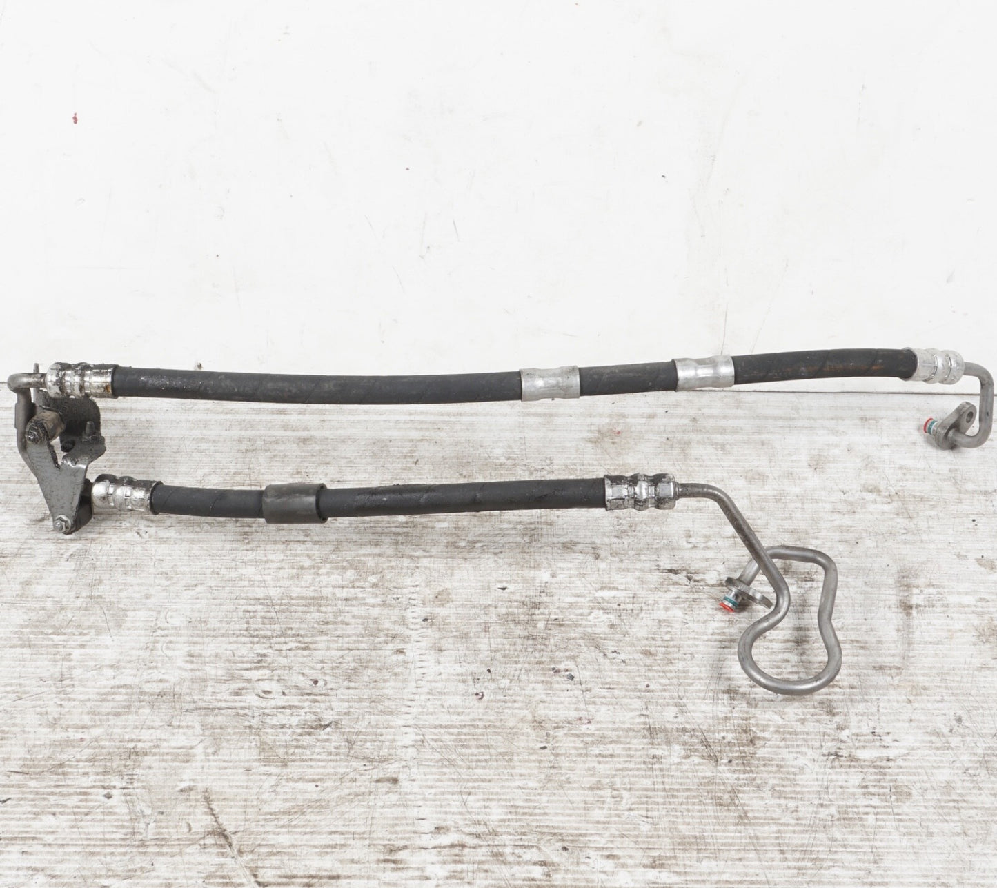 2010-2013 MERCEDES W207 E350 E400 POWER STEERING HOSE LINE OEM