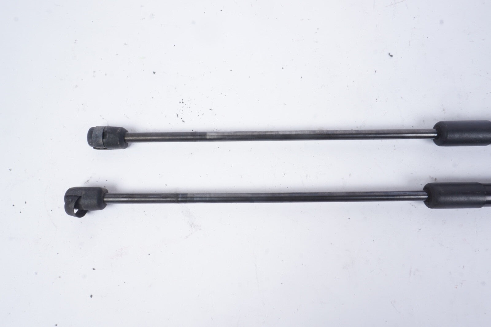 11-20 MINI COOPER COUNTRYMAN R60 REAR TRUNK TAILGATE SHOCK LIFT STRUT SET OEM