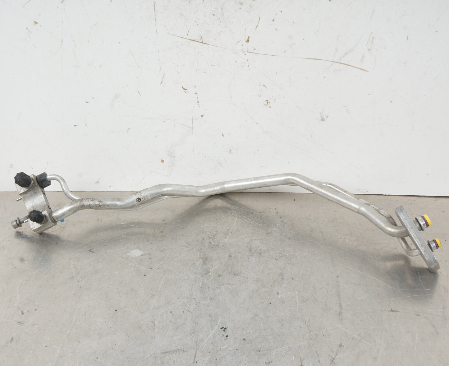 2007 - 2013 Bmw X5 E70 Line Pipe Hose Tube Refrigerant Ac Air Conditioning Oem
