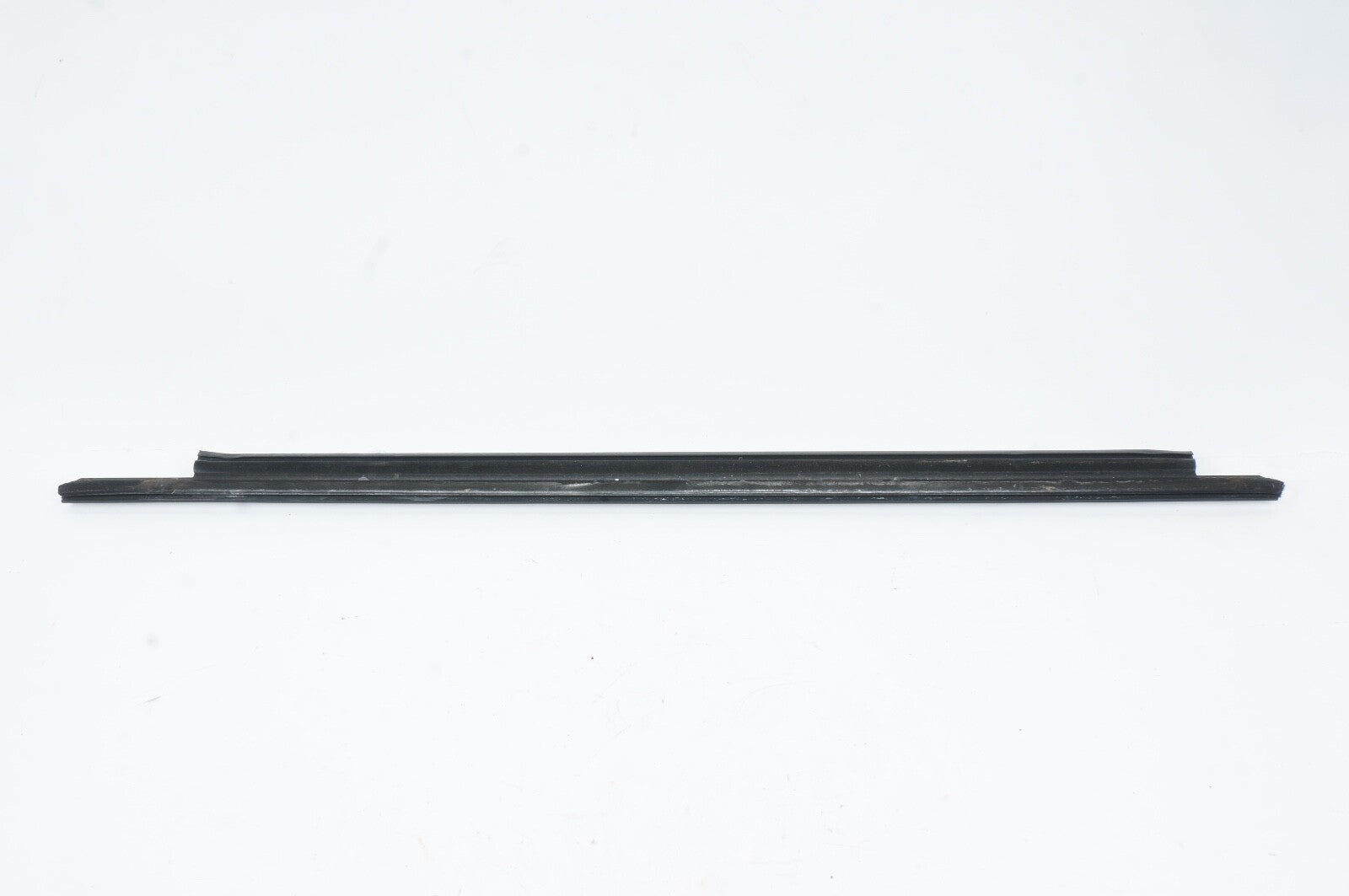 2012-2018 AUDI A7 REAR LEFT SIDE DOOR WINDOW BELT MOLDING TRIM 4G8853763B OEM