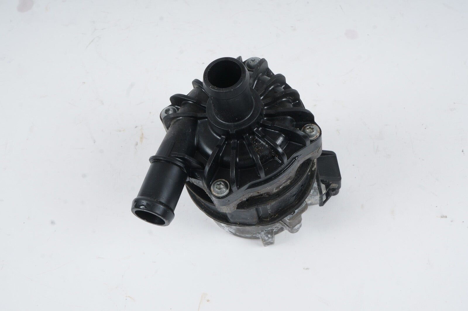 2010-20 Audi Bentley A6, A7 Auxiliary Water Pump OEM 8K0965567