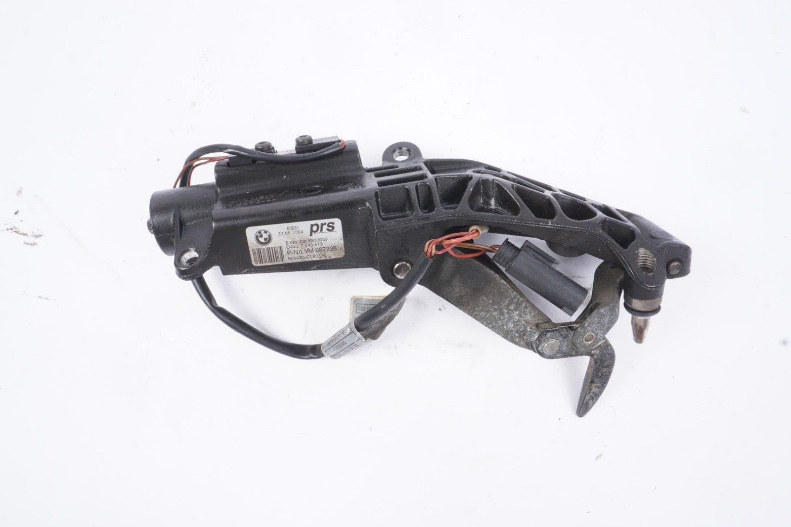 2003 - 2008 BMW Z4 - LEFT Convertible TOP Folding Latch / LOCK 7043873