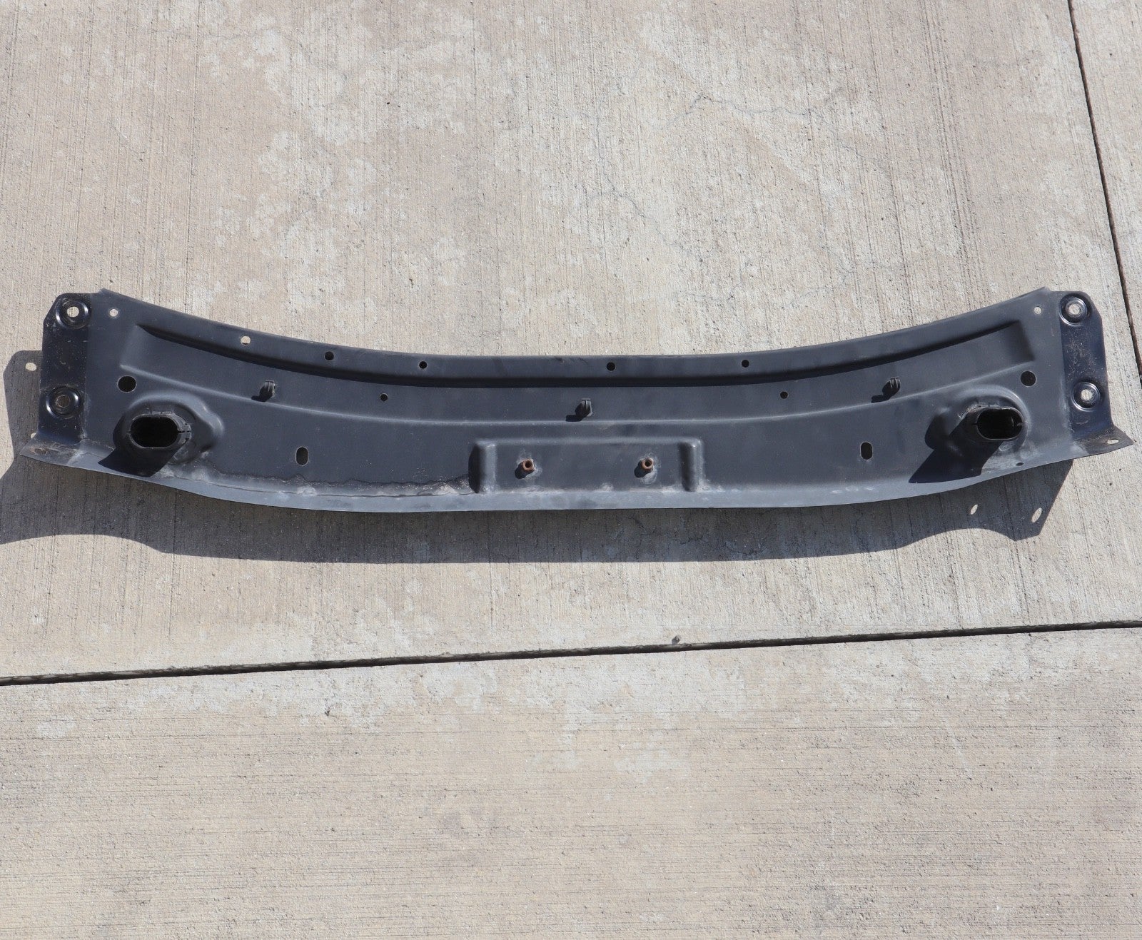 2006 - 2011 Mercedes gl450 ml350 Front Upper Radiator Core Support Bracket Panel