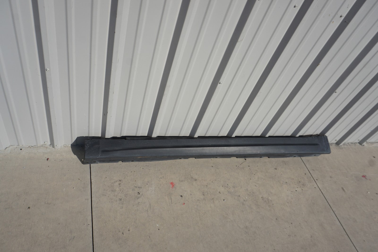 2017 - 2019 ALFA ROMEO STELVIO LEFT DRIVER SIDE DOOR SKIRT ROCKER PANEL OEM