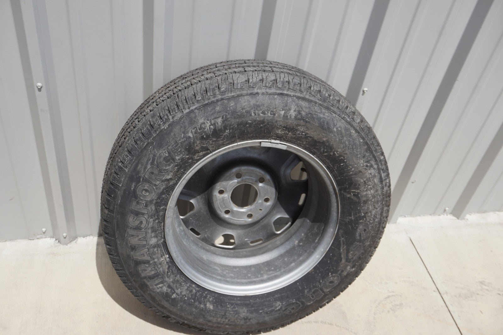 17-19 NISSAN TITAN SPARE WHEEL RIM AND TIRE 245/75 r17