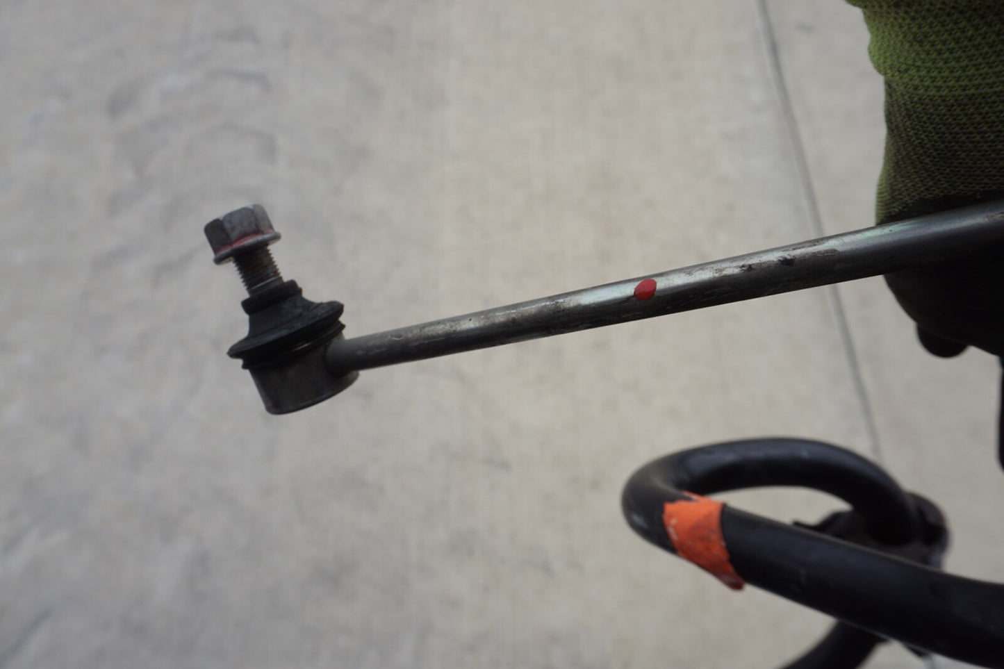 TOYOTA HIGHLANDER FWD FRONT STABILIZER SWAY ANTI ROLL BAR OEM 2014 - 2019