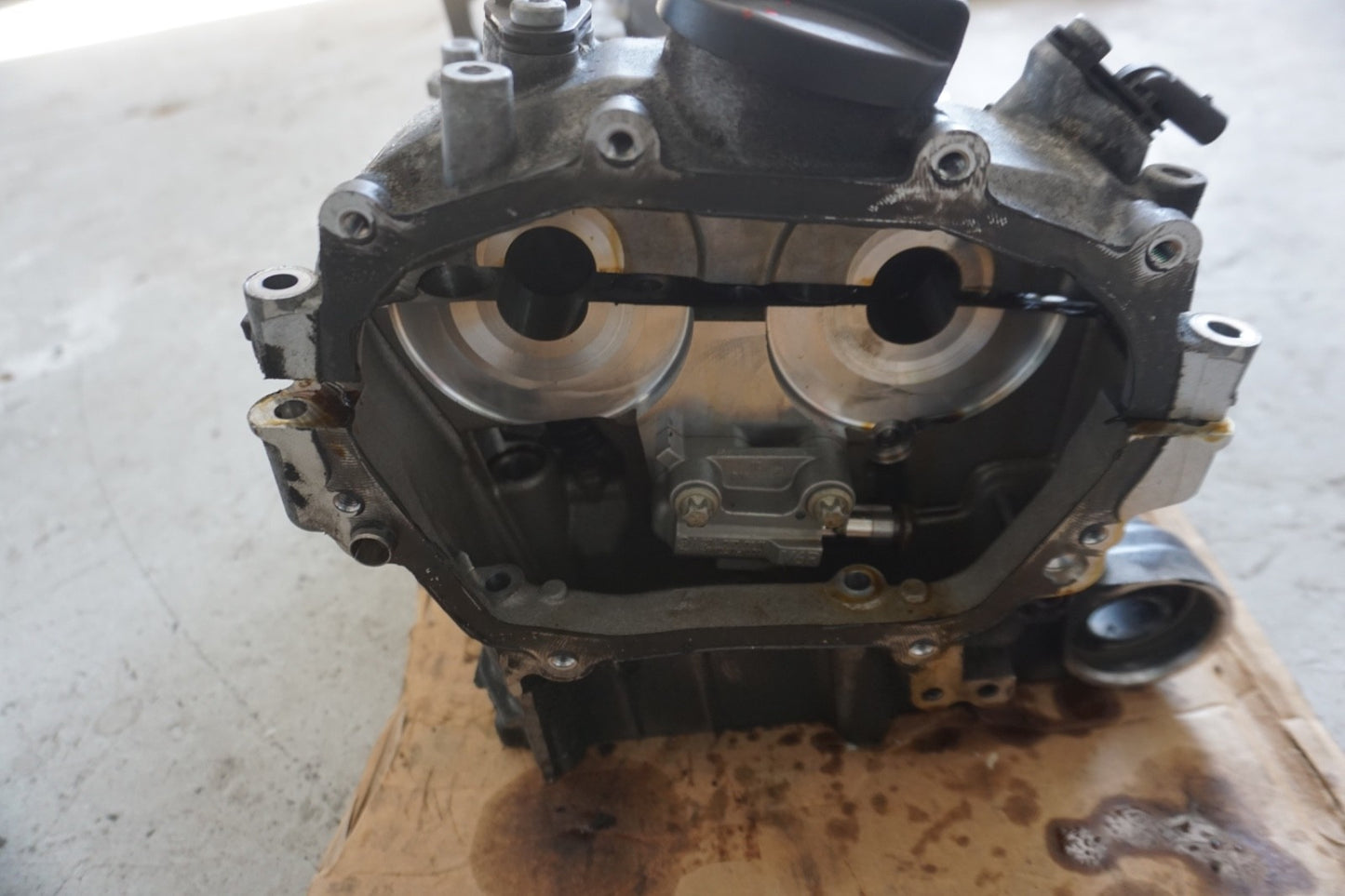 2013 Mercedes Benz W212 E350 E Class Right Cylinder Head M272 Engine 3.5 V6 OEM