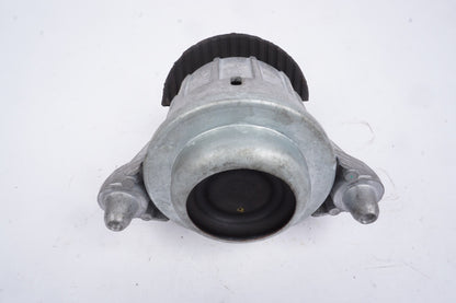 11-14 Mercedes E350 W207 Engine Motor Mount Bracket Right Side A2042405417 OEM
