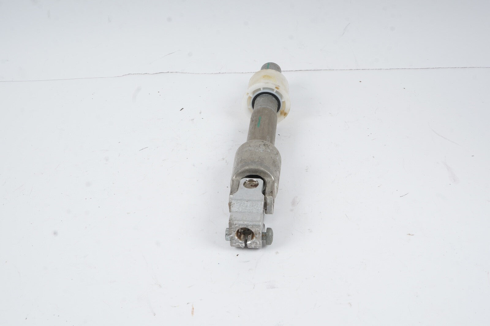 2013 - 2020 MERCEDES SL450 RWD STEERING COLUMN ADJUSTMENT SHAFT OEM 2314600056