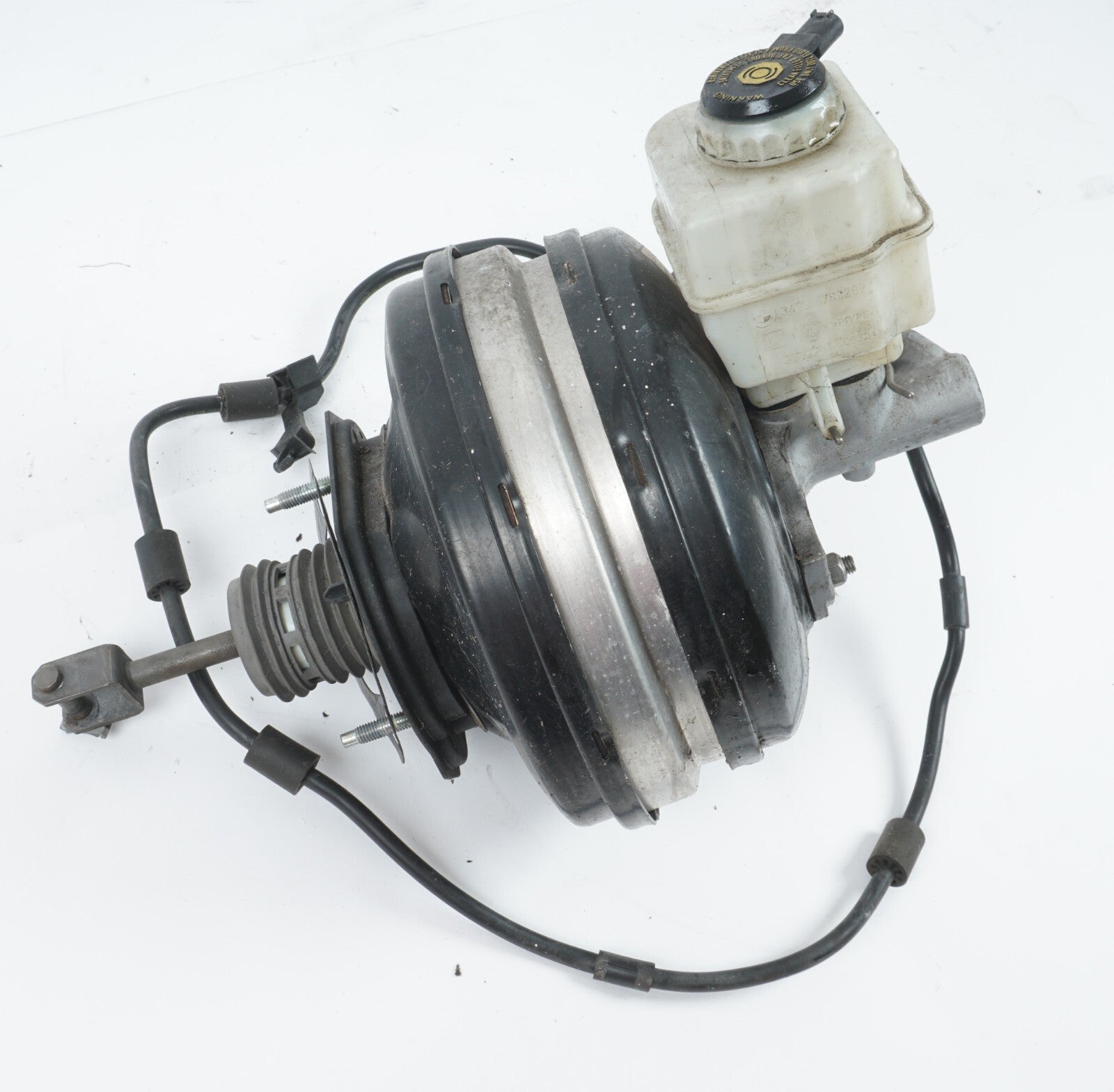 2012 - 2016 BMW 650i RWD POWER BRAKE BOOSTER W/ MASTER CYLINDER  OEM