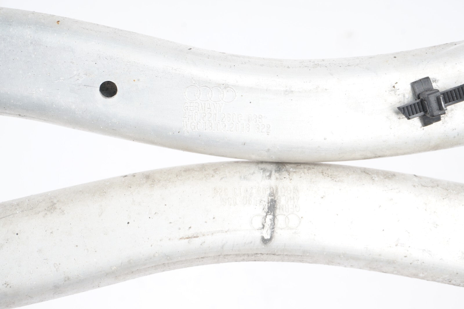 2011-2018 Audi A8L A8 Front Left & Right Fender Support Brace Bracket SET OEM