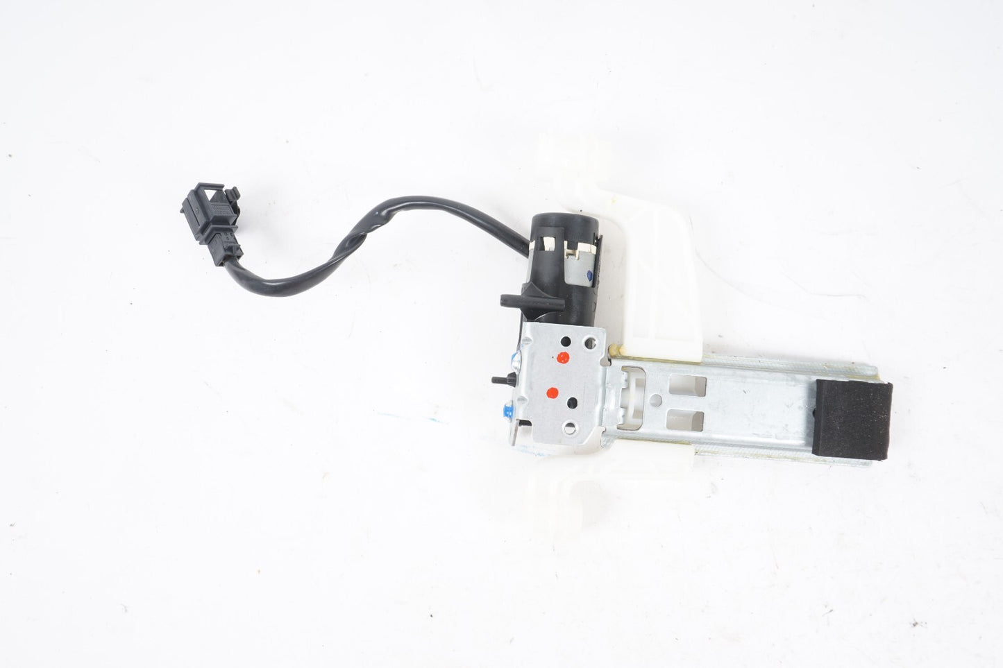 11-17 AUDI A8 A8L S8 FRONT RIGHT PASSENGER SEAT HEADREST MOTOR SET OF 2 OEM