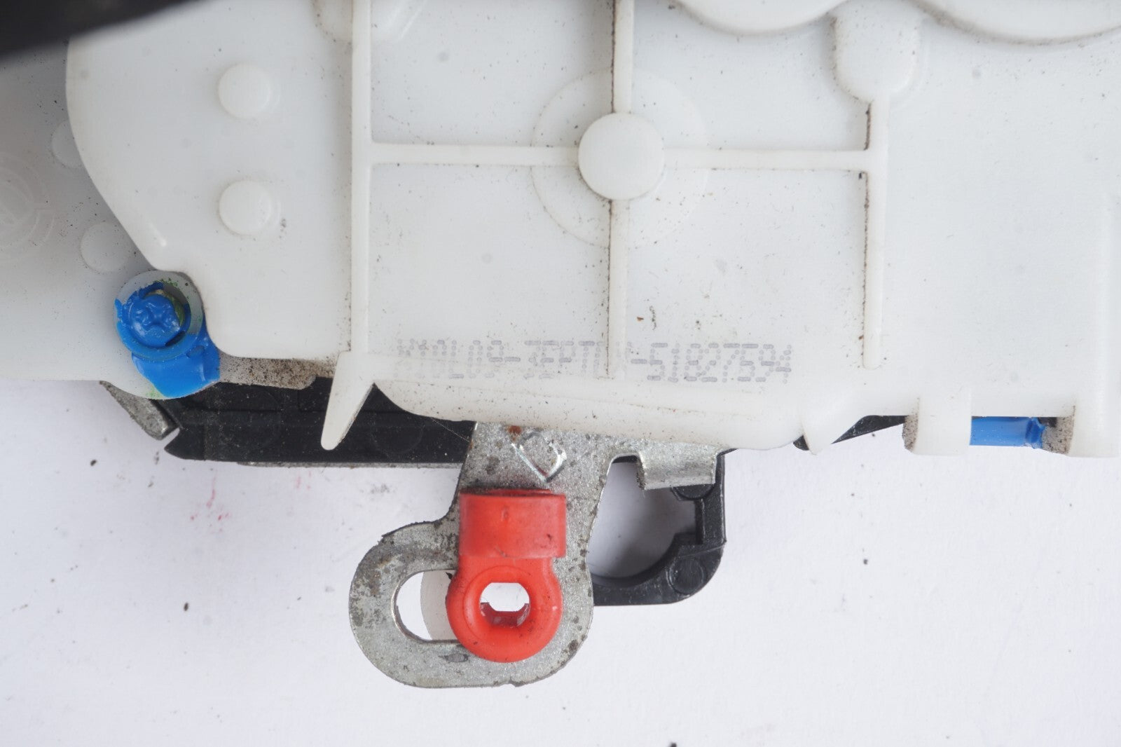 2012 - 2019 Fiat 500 Front Right Passenger Door Lock Actuator OEM