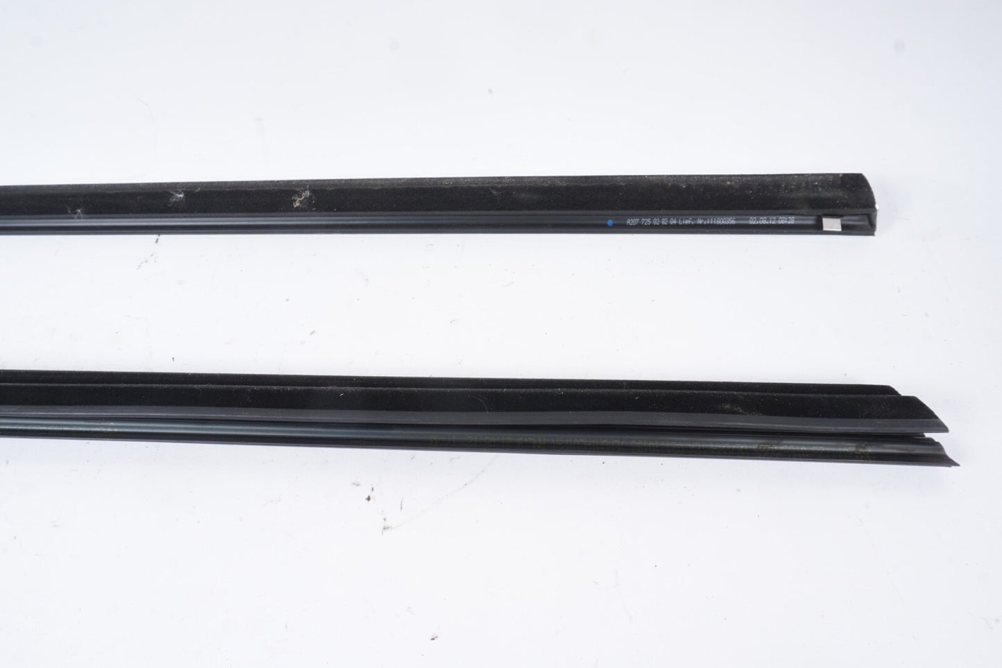 10-13 MERCEDES-BENZ E350 E550 COUPE FRONT RIGHT PASSENGER DOOR CHROME MOLDING