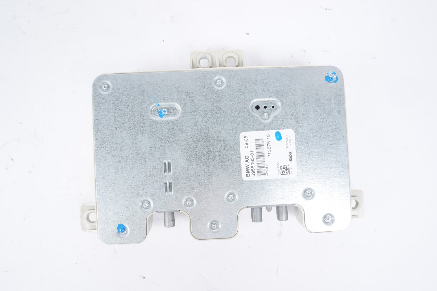 2004 - 2010  BMW 650i E63 E64 Noise Filter Antenna Module 6955065-01 OEM