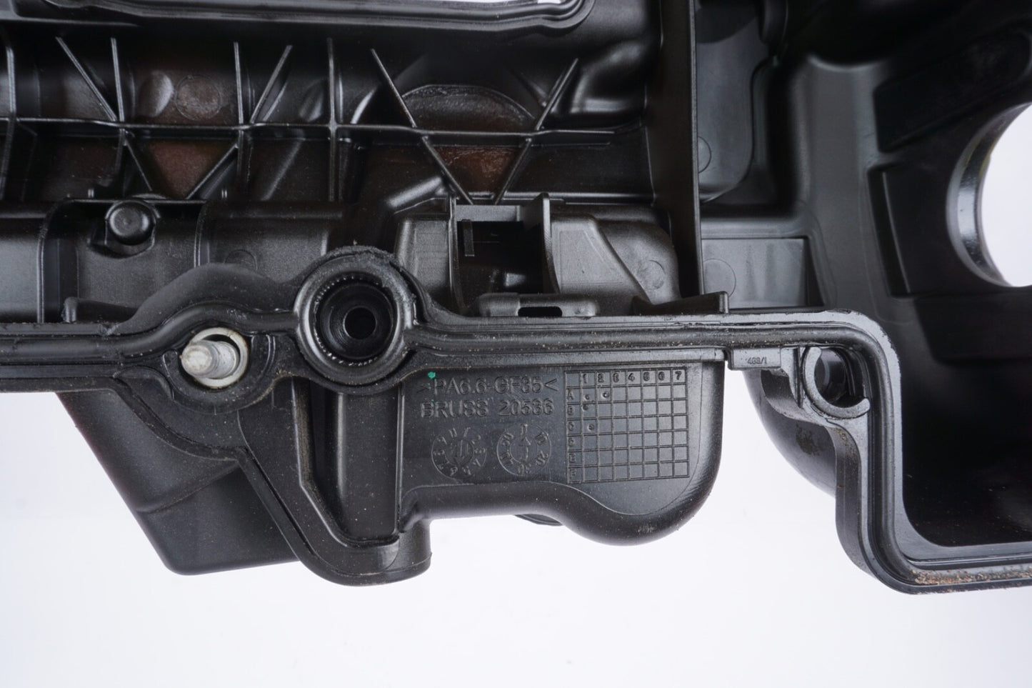 2014 BMW 320i X3 SEDAN F30 - N20 ENGINE VALVE COVER	7633630