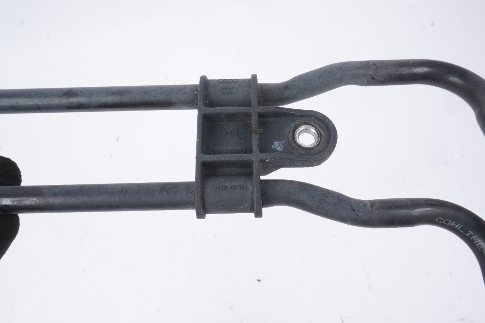 2011-2014 AUDI A8 4.2l Power Steering Cooler Line Pipe 4H0422885  OEM