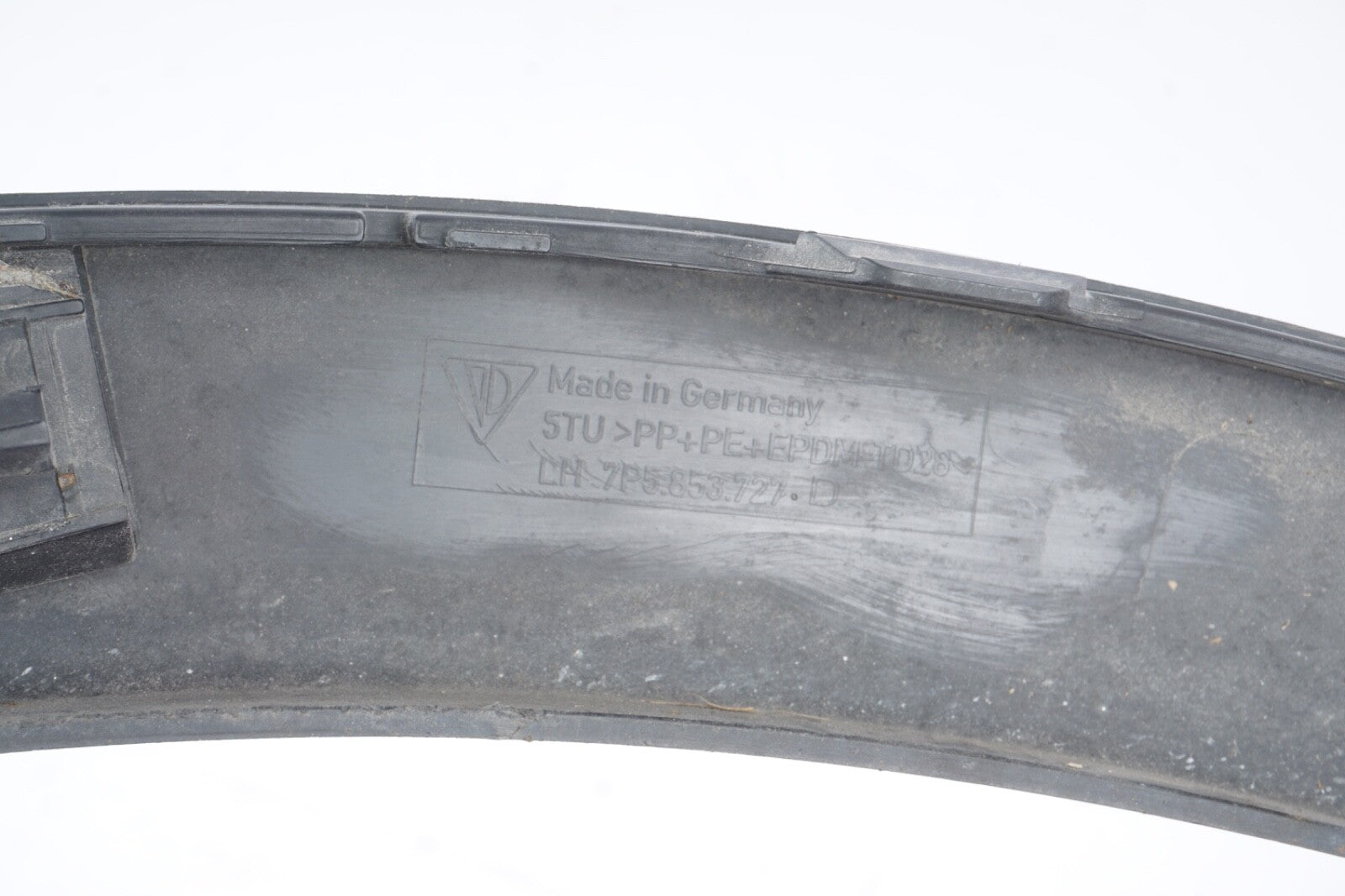 2011-2018 Porsche Cayenne Front Left Wheel Fender Molding 7P5853727D