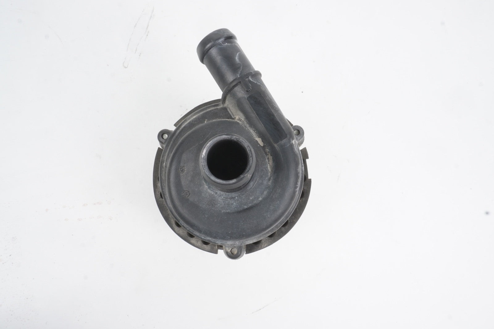 2018-2025 ALFA ROMEO STELVIO ENGINE AUXILIARY WATER COOLANT PUMP OEM 00505528600