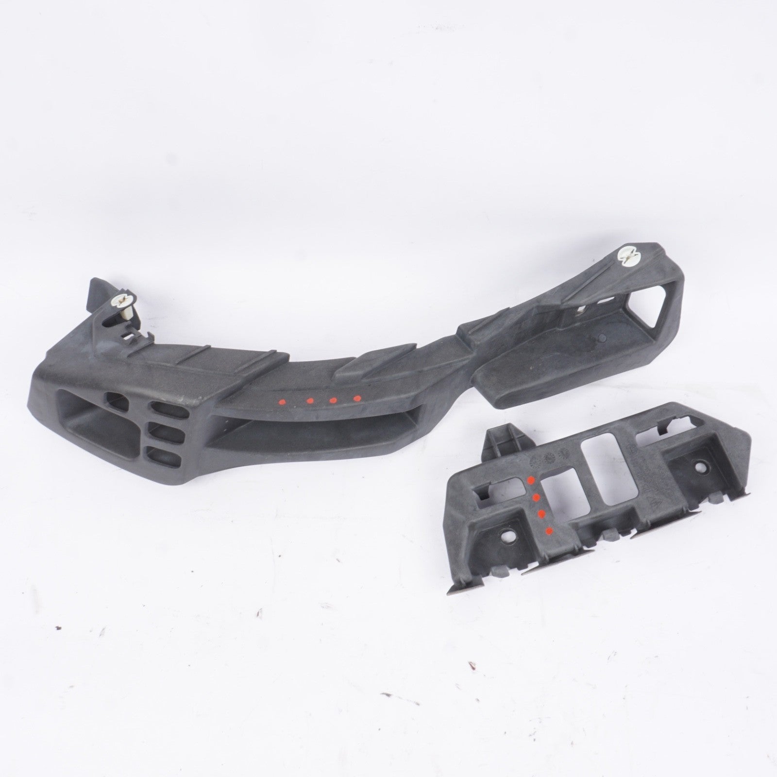 2011 - 2014 Porsche Cayenne 958 Rear Right Passenger Bumper Mount Bracket OEM
