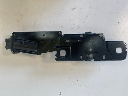 2011 - 2018 AUDI A8 L TRUNK LID LATCH LOCK ACTUATOR STRIKER PLATE 4H0827383A OEM