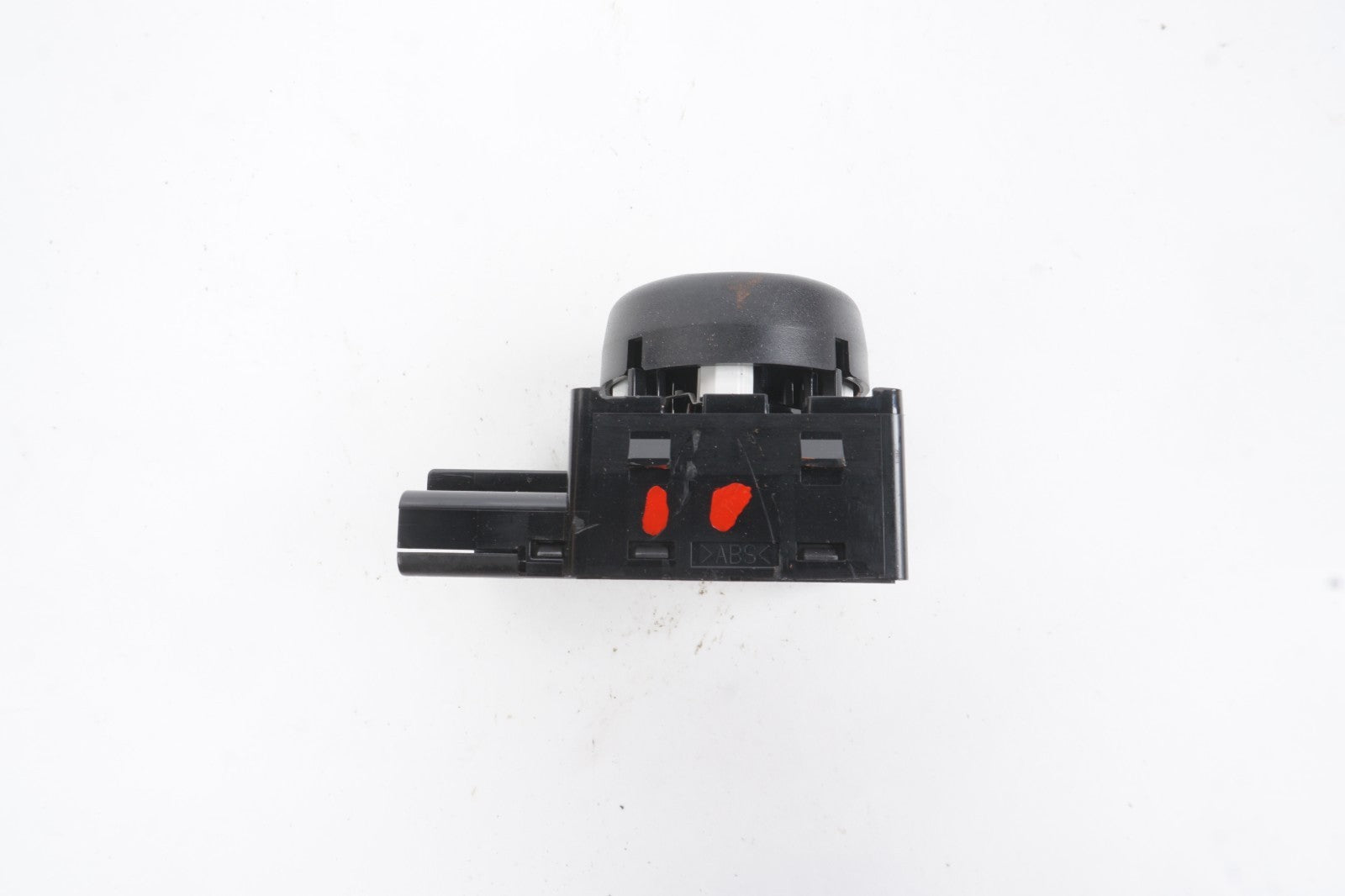 14 - 19 Maserati Ghibli Front Right Passenger Seat Lumbar Control Switch OEM