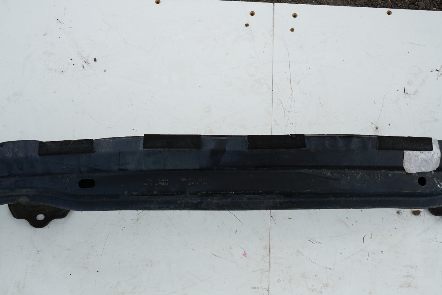 2006 - 2011 BMW 335i 328i E93 E92 REAR BUMPER REINFORCEMENT 7147604 OEM