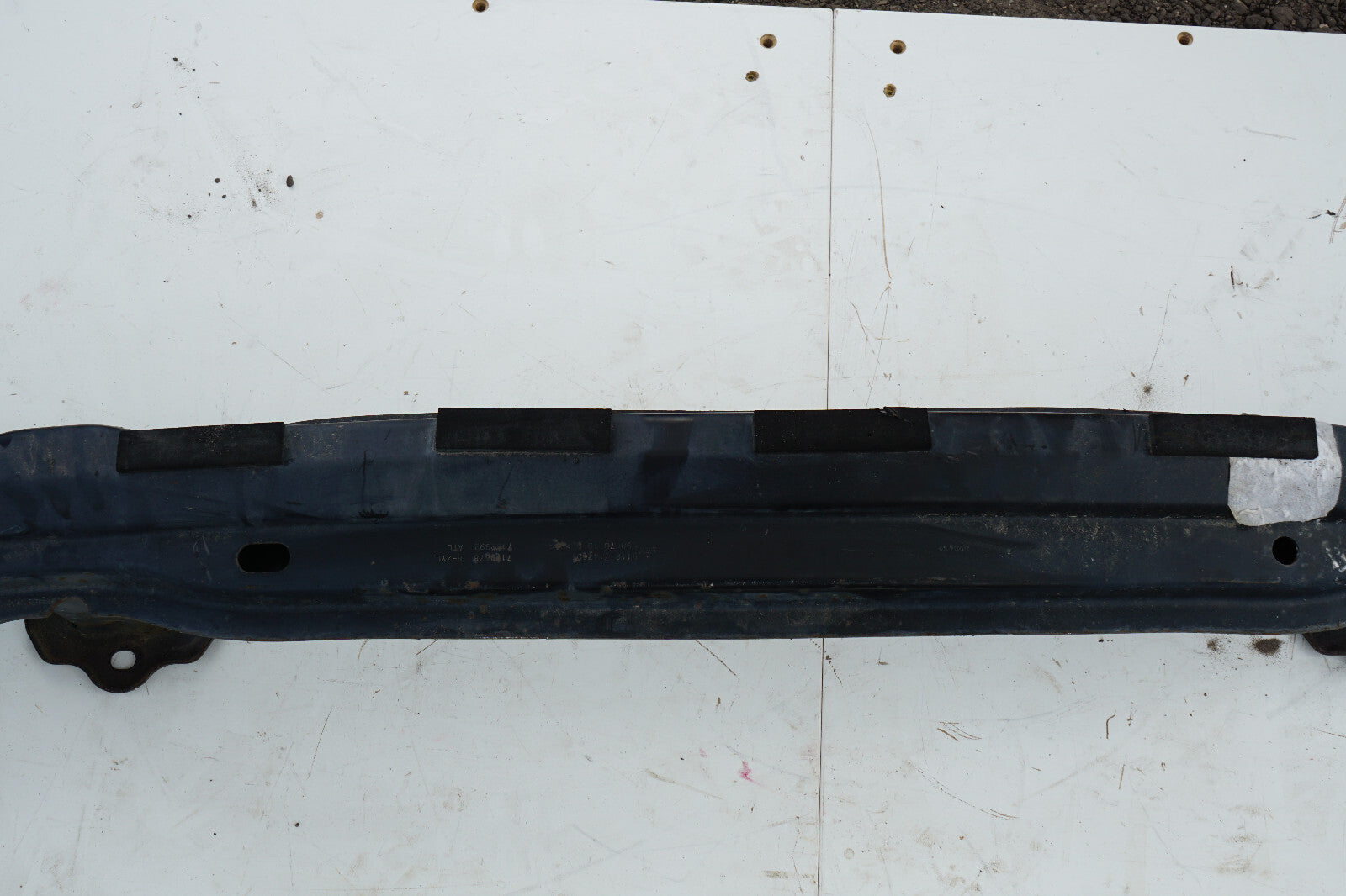 2006 - 2011 BMW 335i 328i E93 E92 REAR BUMPER REINFORCEMENT 7147604 OEM