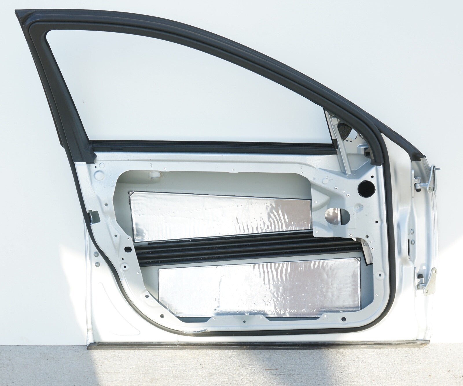 2007 - 2013 MERCEDES-BENZ S550 FRONT LEFT DRIVER SIDE DOOR SHELL OEM