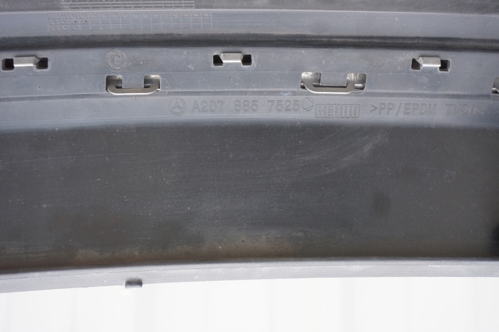2014 2015 2016 14 MERCEDES E350 E550 COUPE  REAR BUMPER VALANCE OEM 2078857525