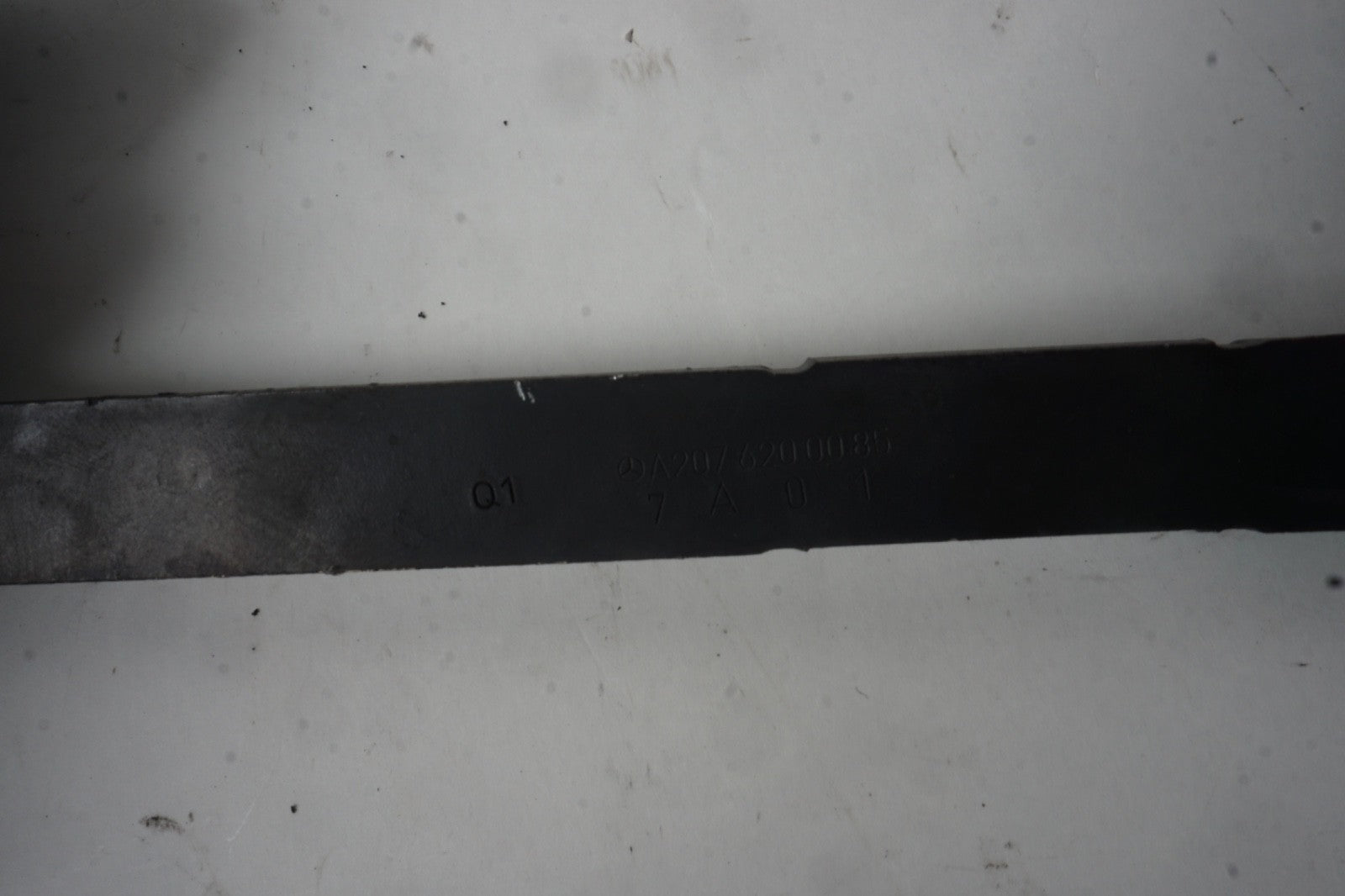 MERCEDES-BENZ C E RIGHT LEFT RADIATOR SUPPORT A2076200585 A2076200085