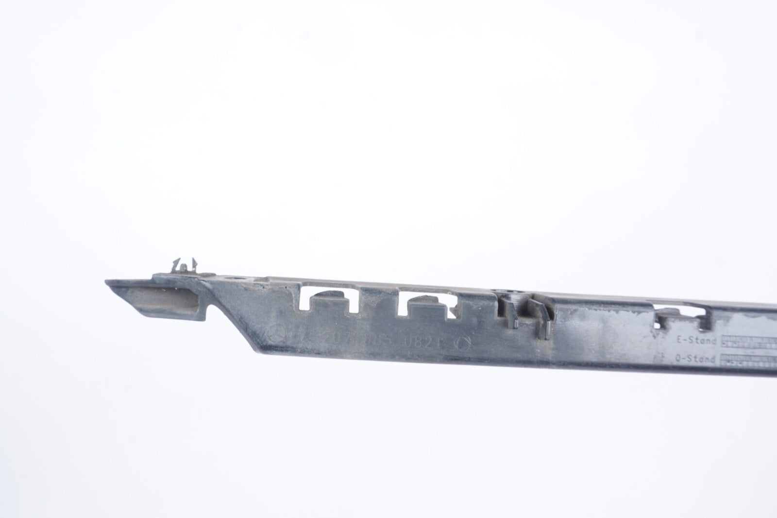 10-13 Mercedes W207 E350 E550 Rear Bumper Bracket Left & Right OEM